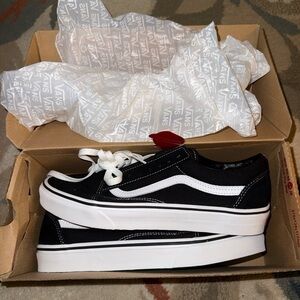 Vans Old Skool Platform Sneakers – Black/White Women’s Size 10